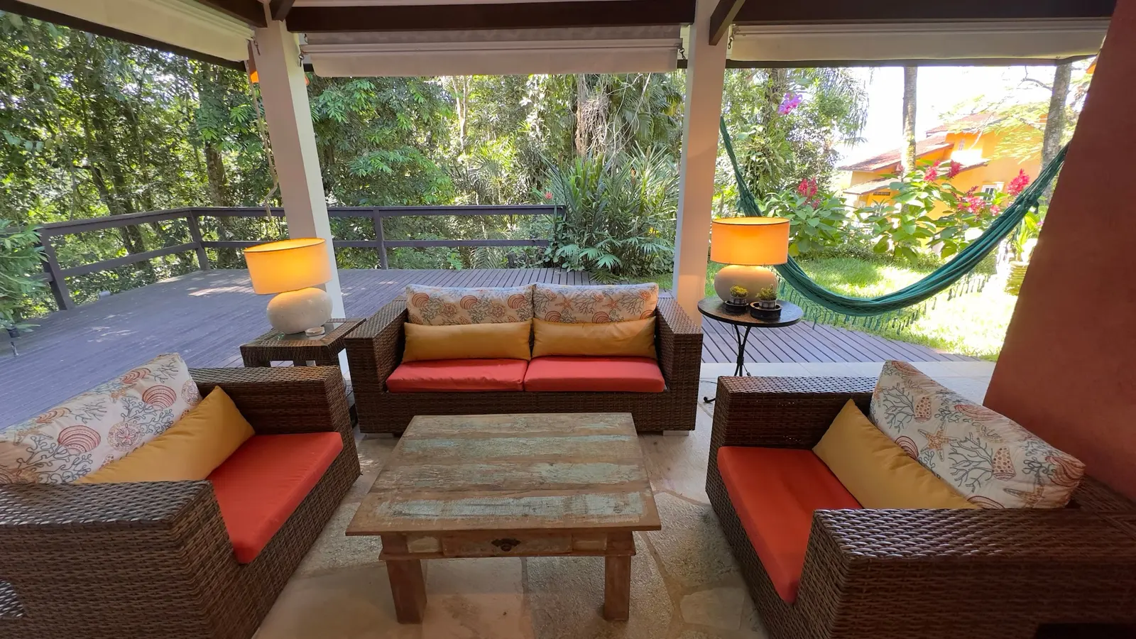 Área externa 12 — Iporanga, Guarujá, para temporada, Casa