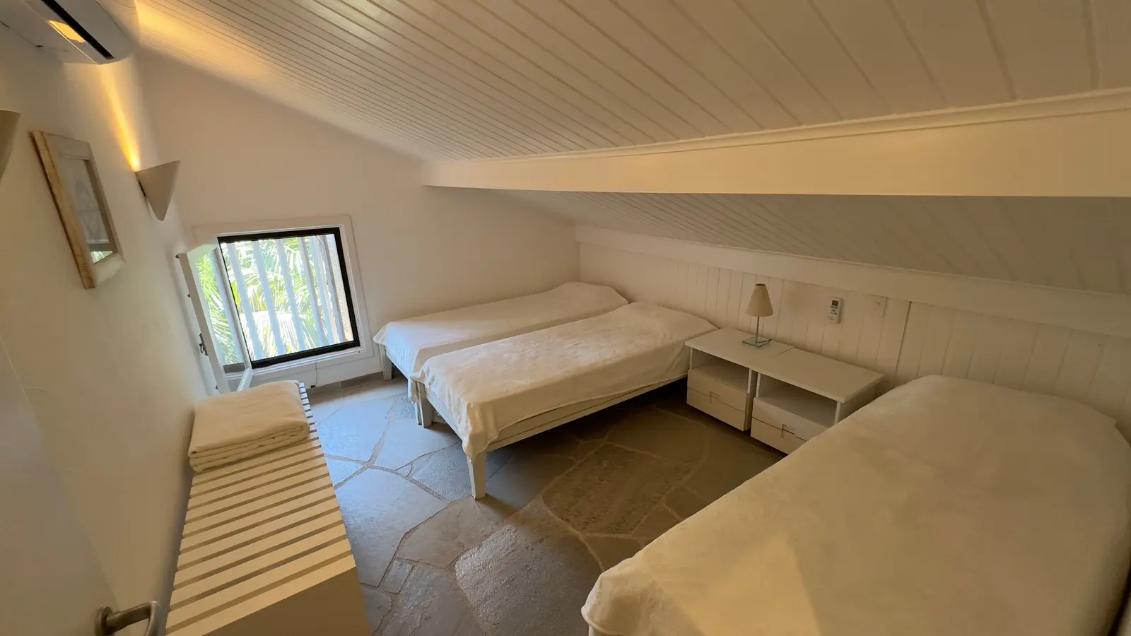 Suíte 7 — Iporanga, Guarujá, para temporada, Casa