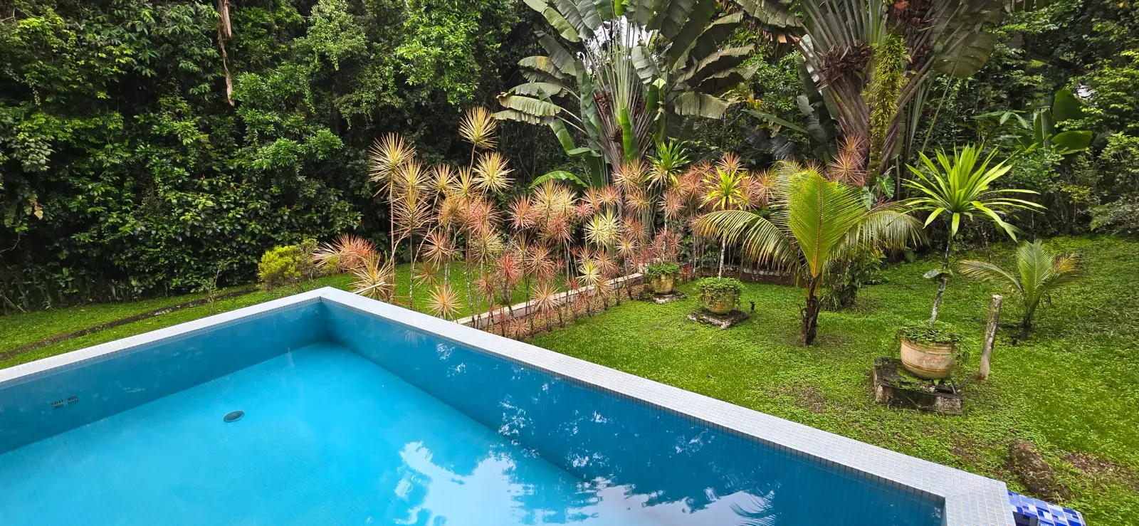 Área externa 4 — Iporanga, Guarujá, para temporada, Casa