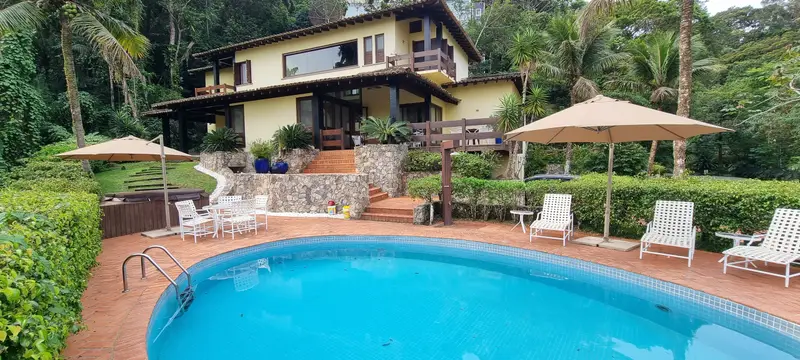 Casa para temporada no Condomínio Iporanga, Guarujá — Villa 463