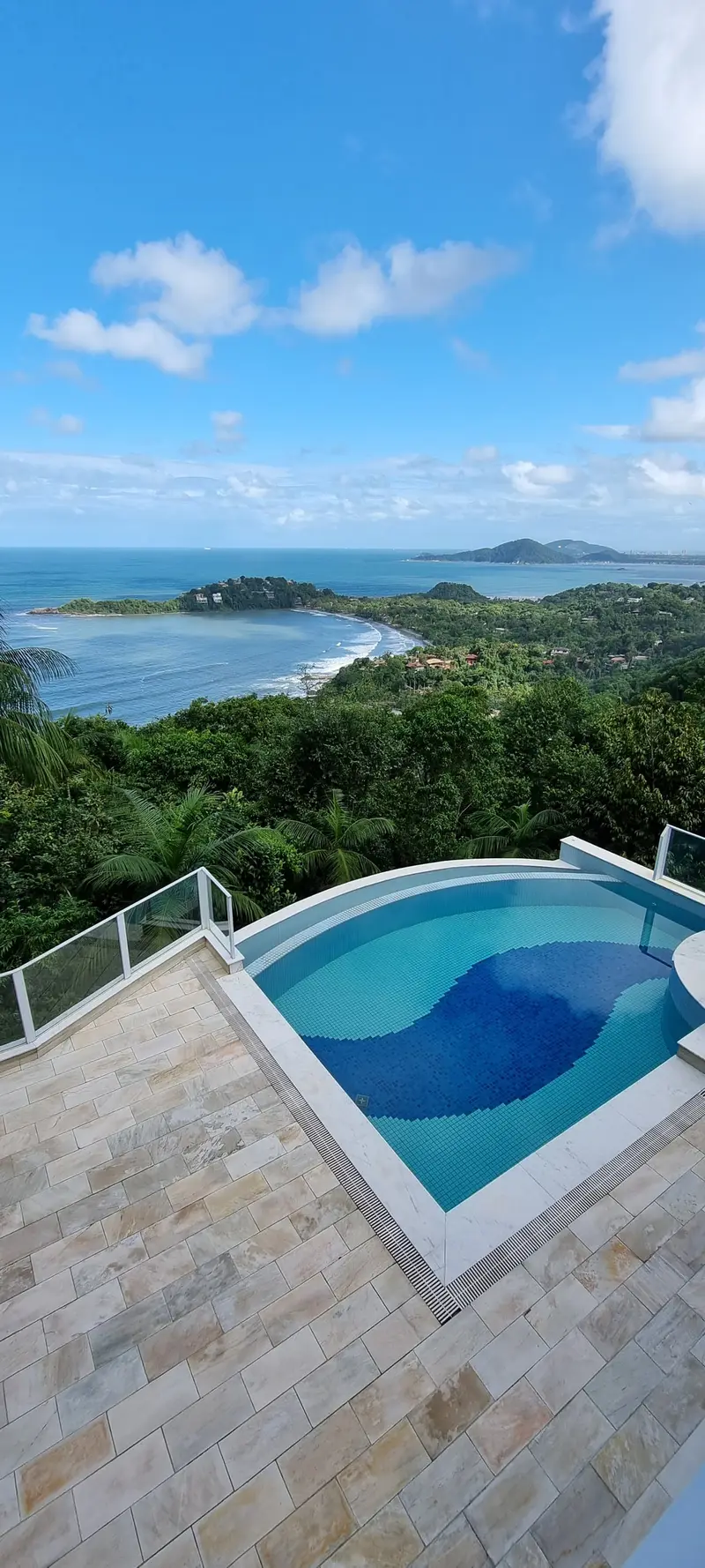 Casa à venda no Condomínio Taguaíba Guarujá — Villa 328