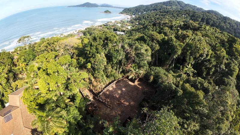 Terreno à venda no Condomínio Iporanga Guarujá — Terreno 415