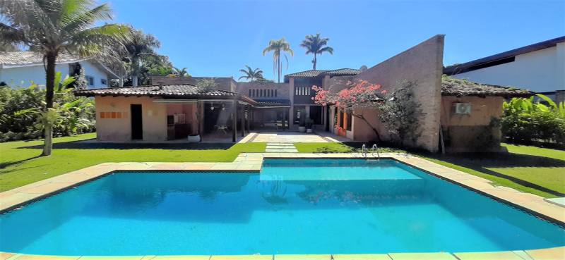 Casa à venda no Condomínio Iporanga Guarujá — Villa 469