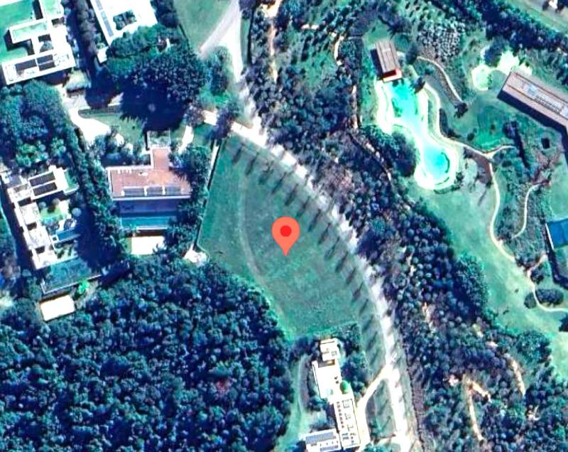 Terreno à venda na Fazenda Boa Vista — Terreno 658