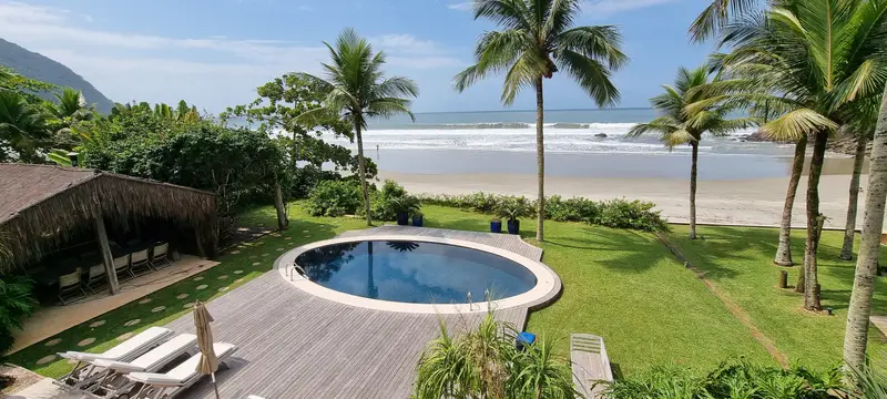 Casa Pé na Areia à venda no Condomínio Taguaíba Guarujá — Villa 391