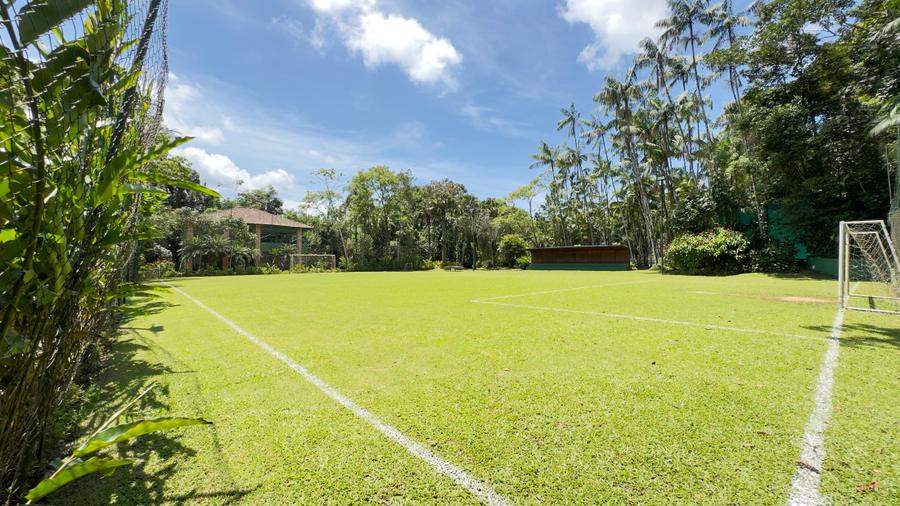 Campo de Futebol no Condomínio Iporanga